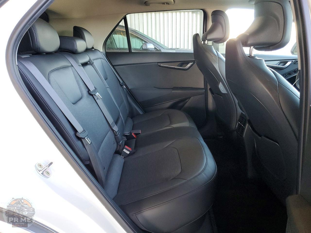 2023 KIA NIRO — фото 11