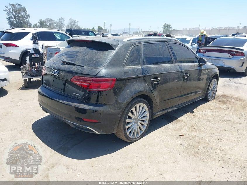 2017 AUDI A3 SPORTBACK E-TRON PREMIUM — фото 4