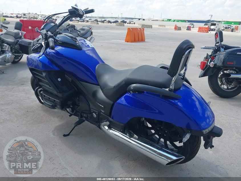 2014 HONDA GL1800 C — фото 3