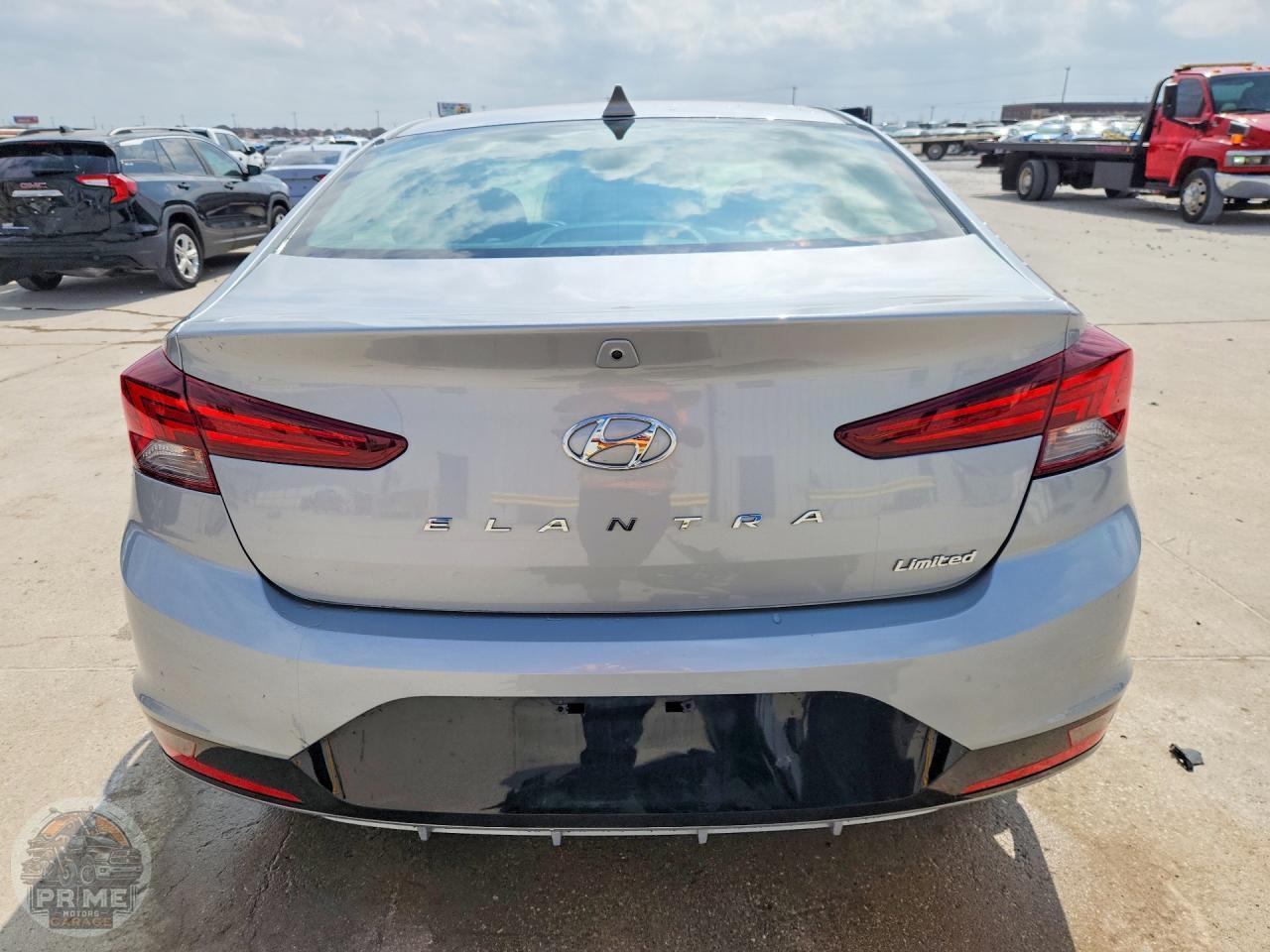 2020 HYUNDAI ELANTRA — фото 12
