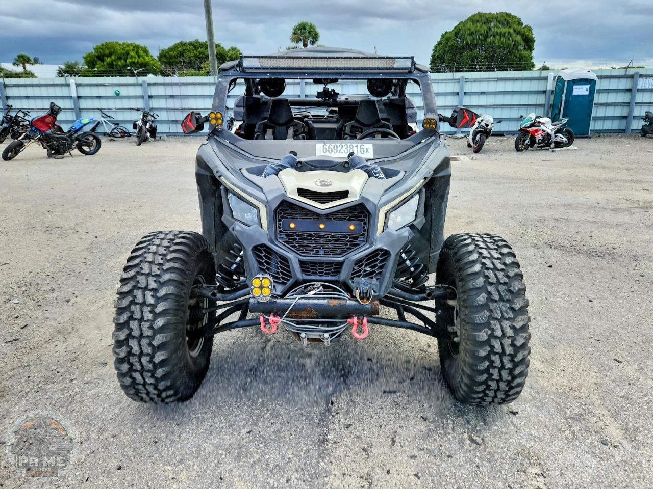 2019 CAN-AM MAVERICK — фото 23