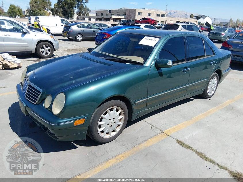 2001 MERCEDES-BENZ E 320 — фото 2