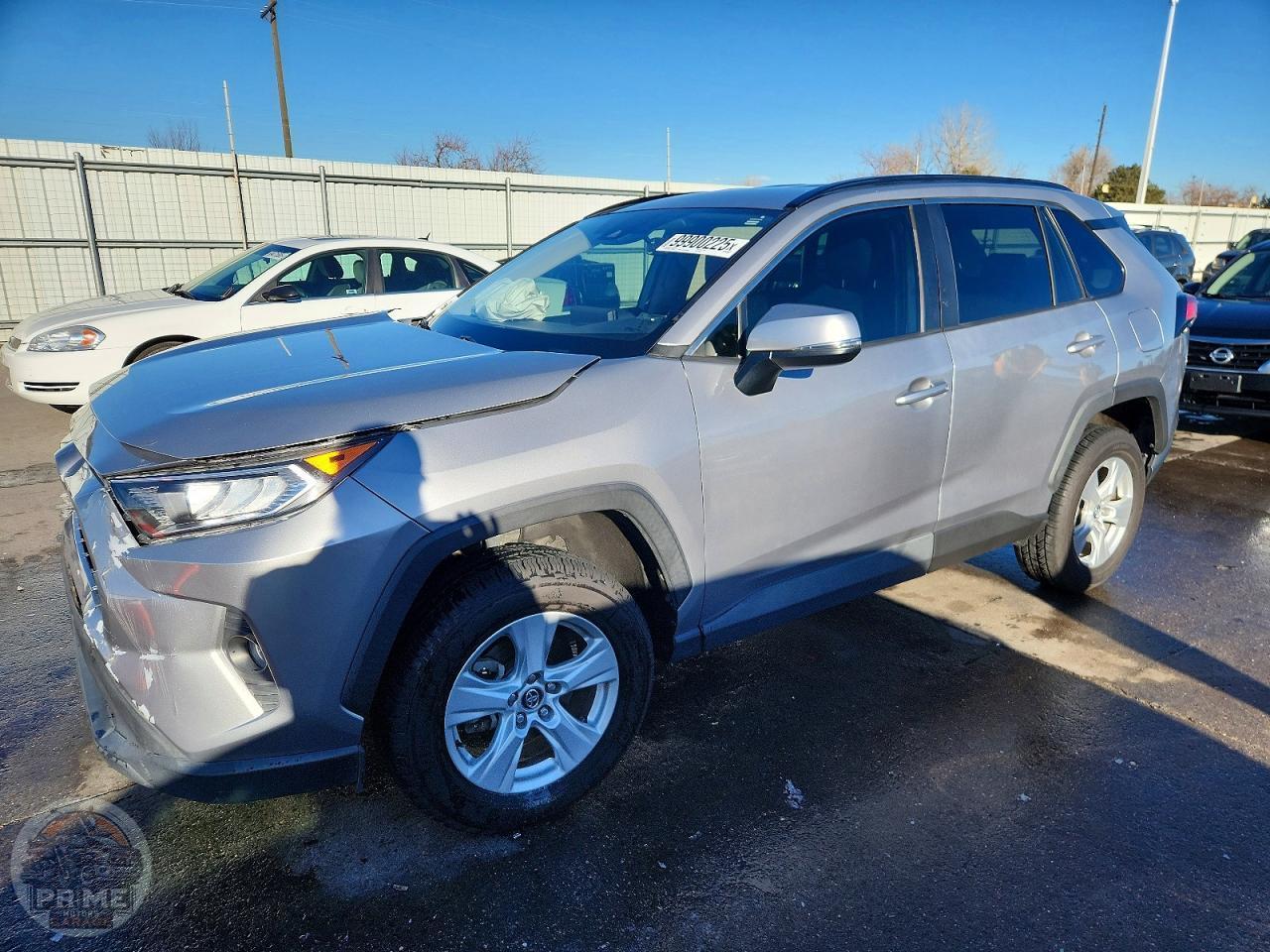 2020 TOYOTA RAV4 — фото 1