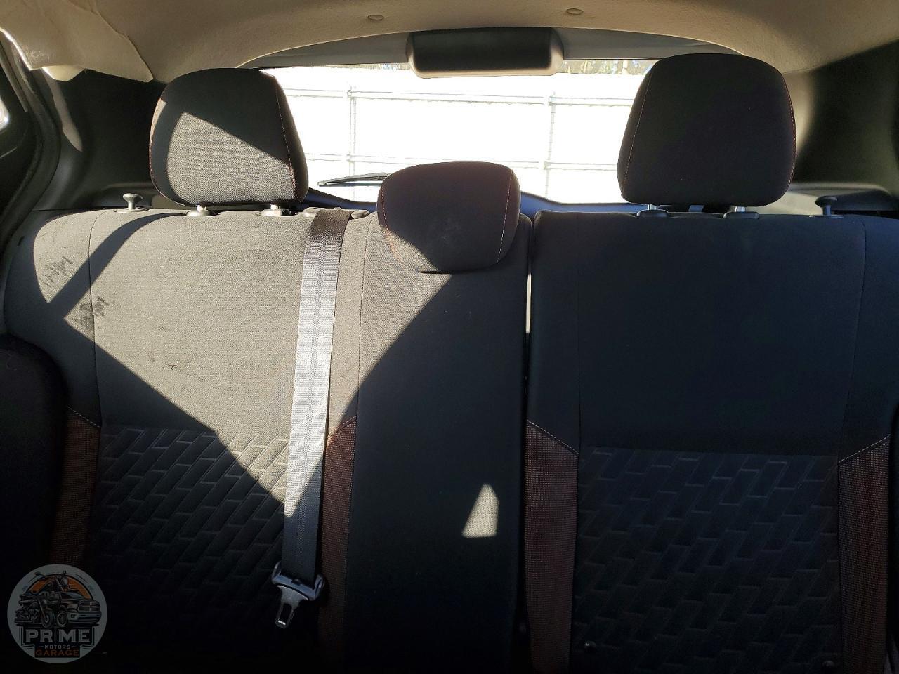 2021 NISSAN KICKS — фото 10