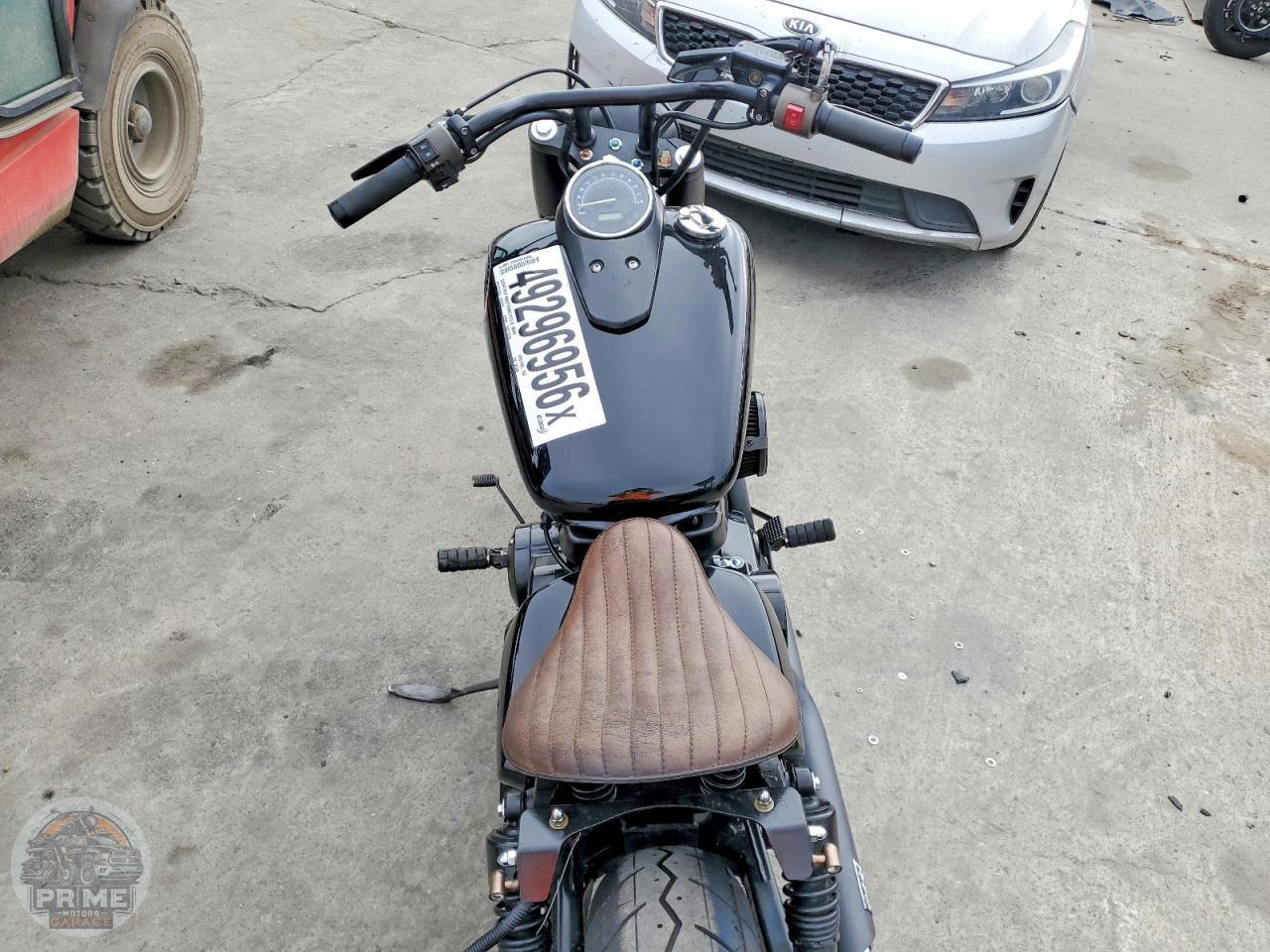 2015 HONDA VT750 — фото 6