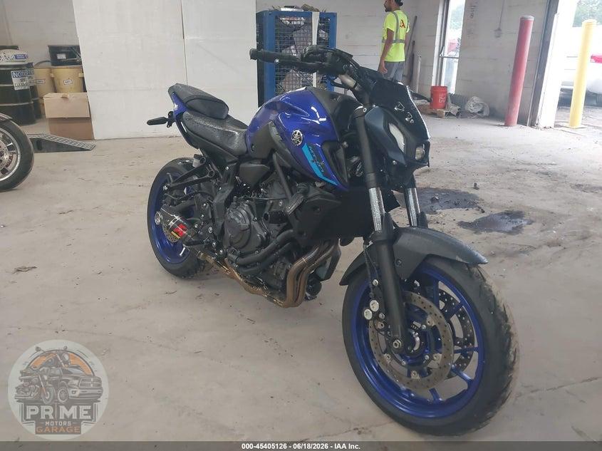 2022 YAMAHA MT07 — фото 1