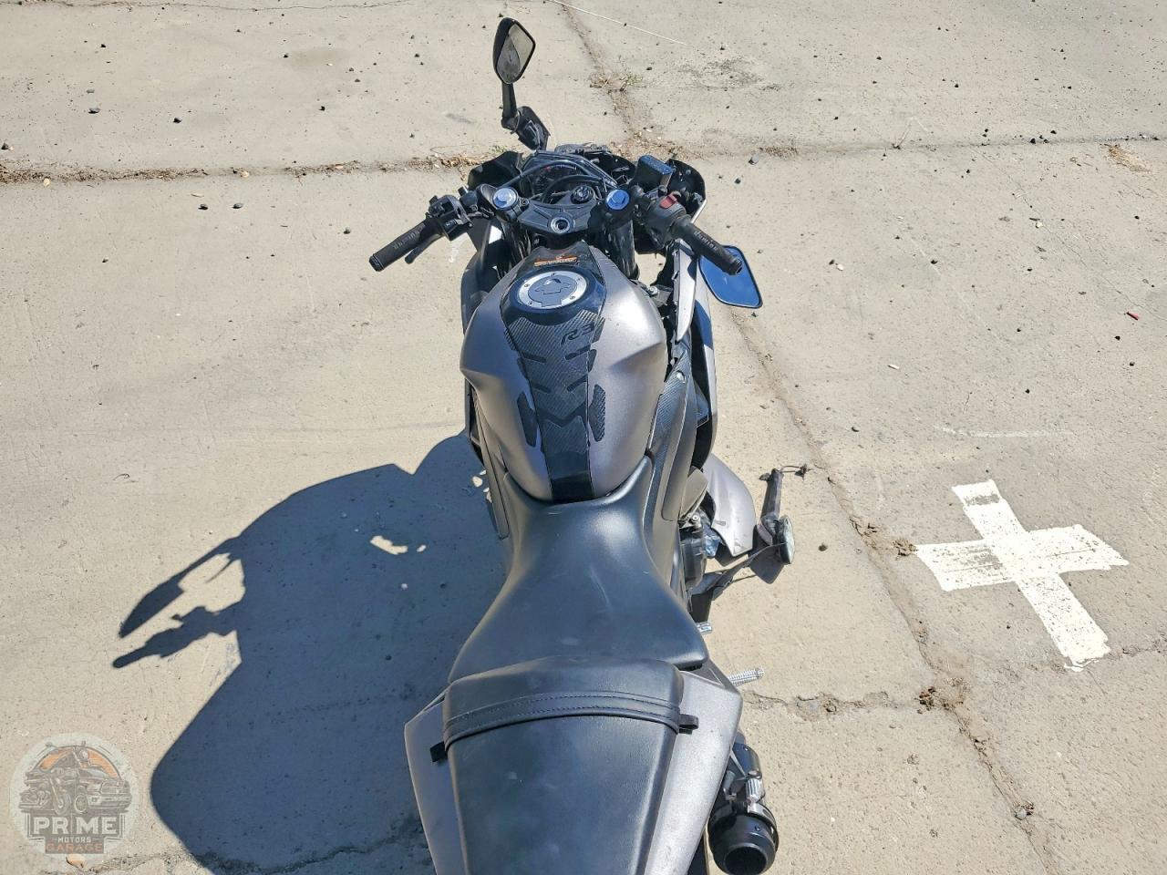 2016 YAMAHA YZFR3 — фото 6