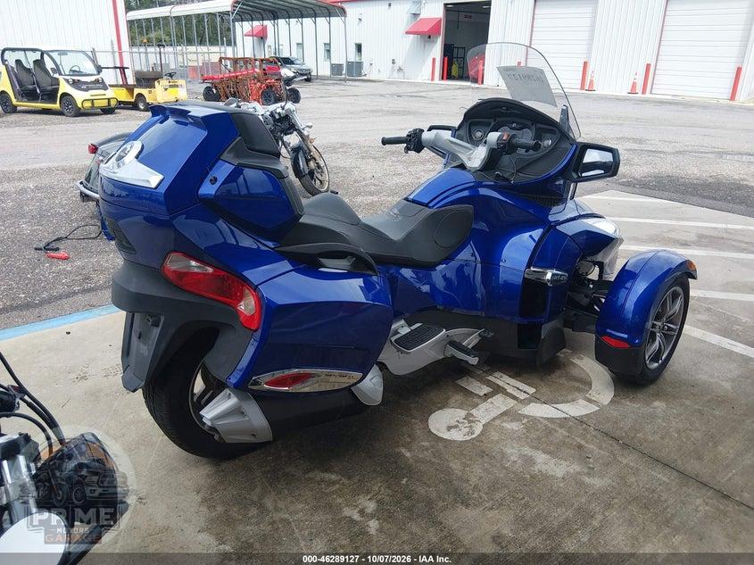 2012 CAN-AM SPYDER ROADSTER RT — фото 4
