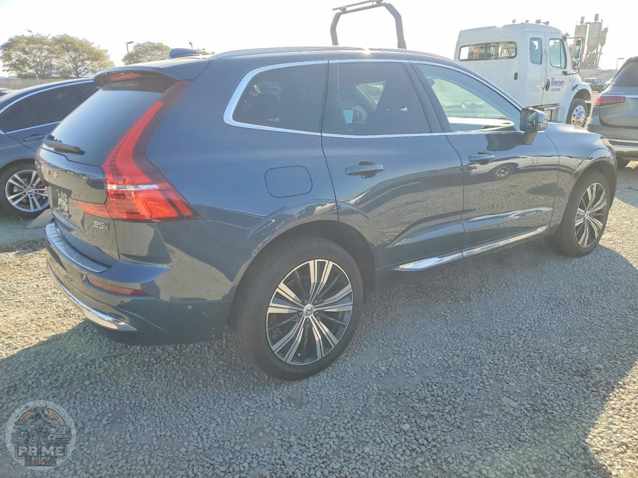 2023 VOLVO XC60 — фото 3