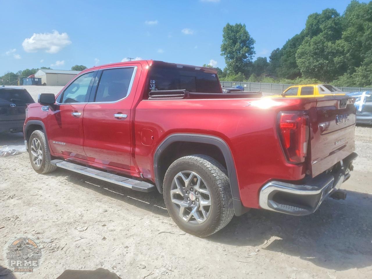2025 GMC SIERRA — фото 2