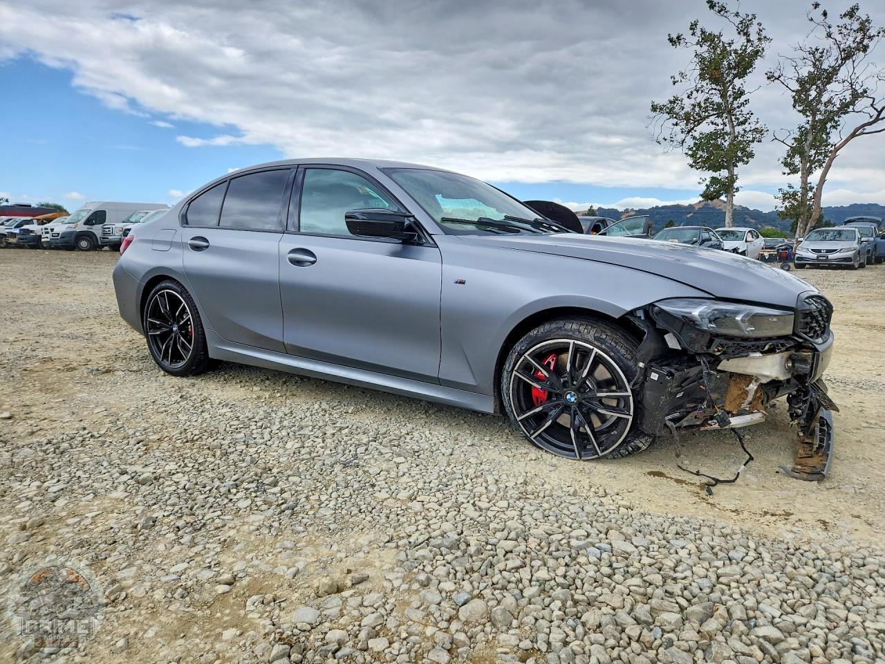 2025 BMW 3 SERIES — фото 4