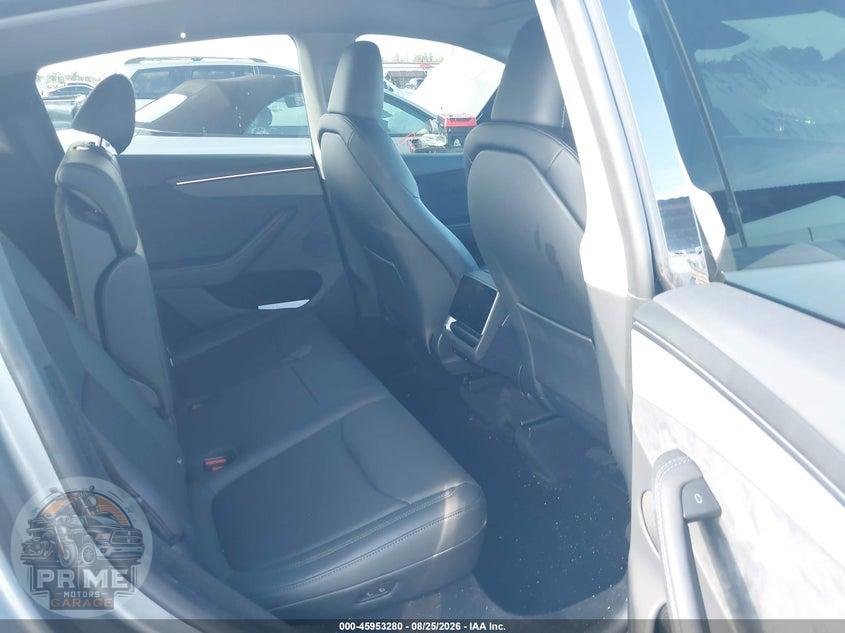 2026 TESLA MODEL Y PREMIUM/REAR-WHEEL DRIVE — фото 8