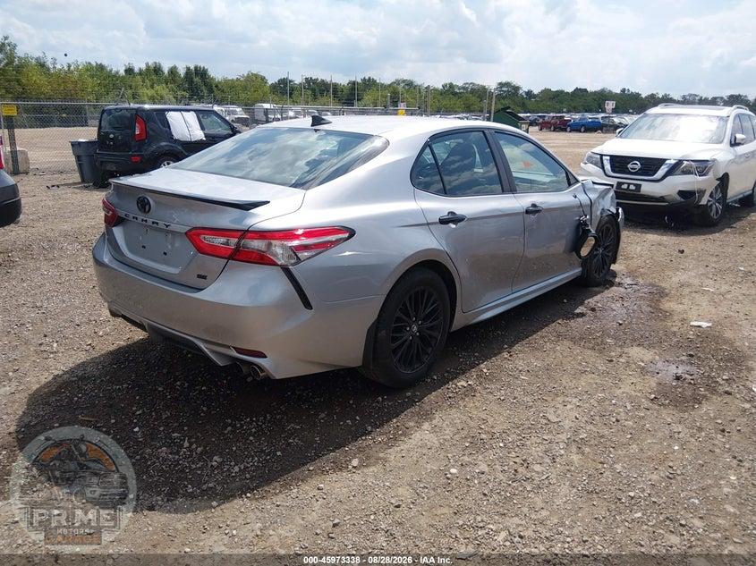 2019 TOYOTA CAMRY SE — фото 4