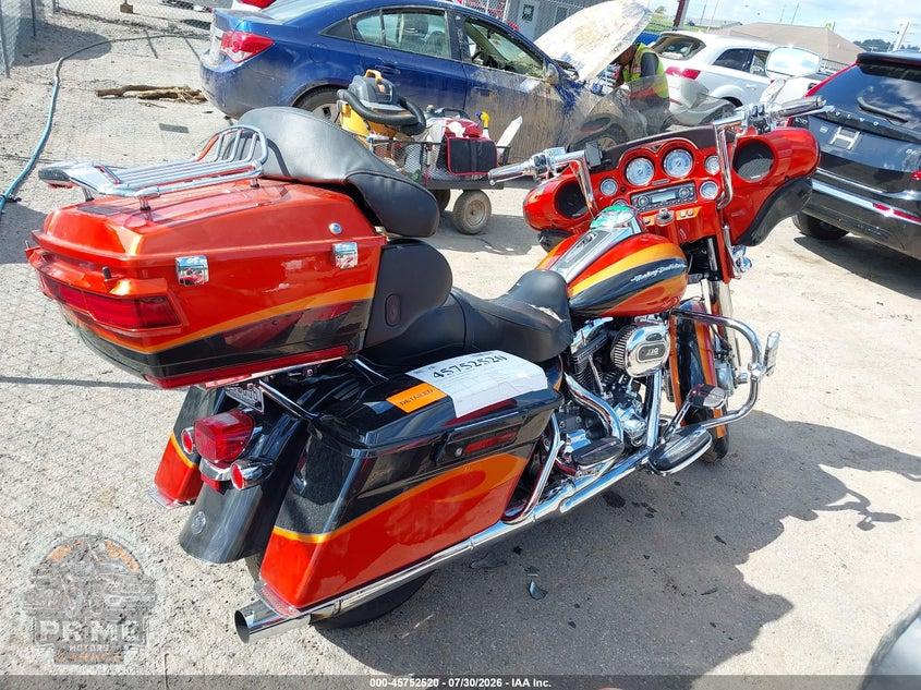 2013 HARLEY-DAVIDSON FLHTCUSE (CVO ULTRA CLASSIC SCREAMIN EAGLE) CVO ULTRA CLS ELECTRA GLD — фото 4