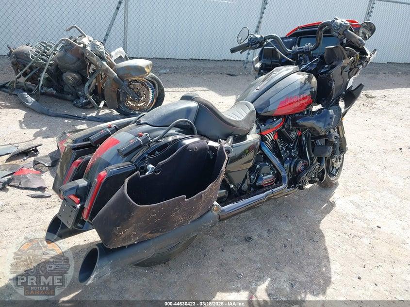 2025 HARLEY-DAVIDSON FLTRXSTSE (CVO ROAD GLIDE ST) — фото 4
