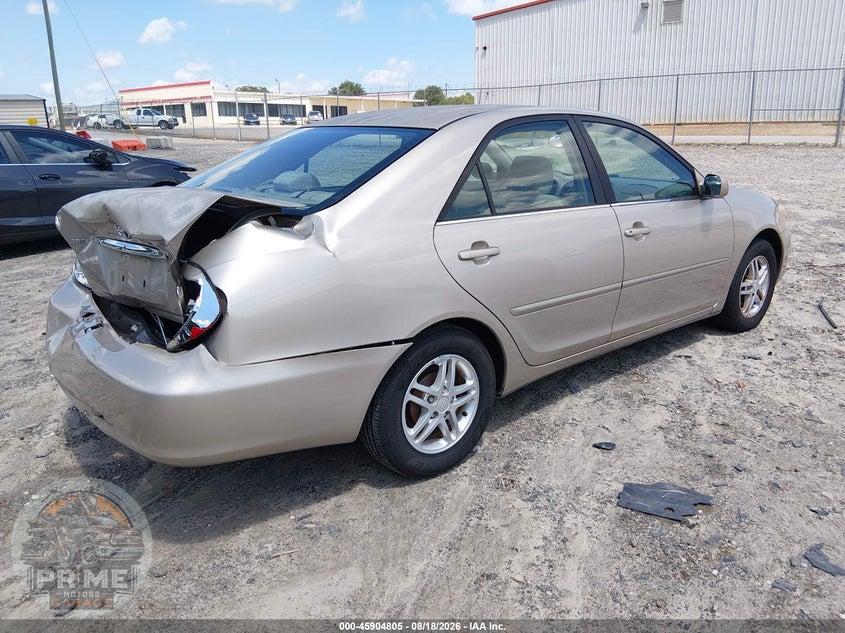 2003 TOYOTA CAMRY LE/XLE/SE — фото 4