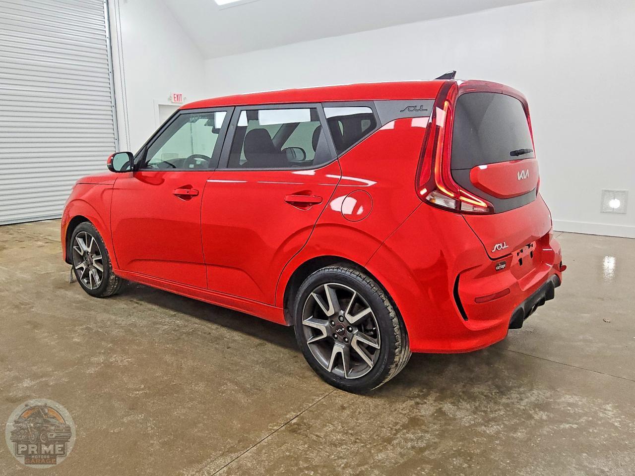 2022 KIA SOUL — фото 2