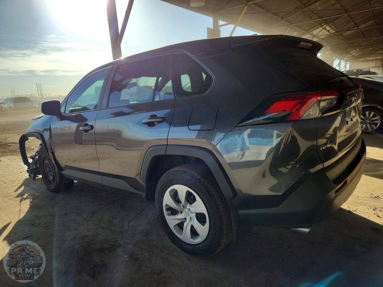 2025 TOYOTA RAV4 — фото 2