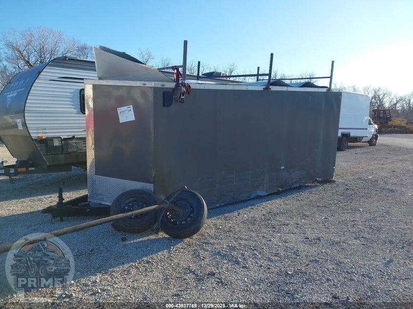 2024 WELLS CARGO ENCLOSED TRAILER — фото 2
