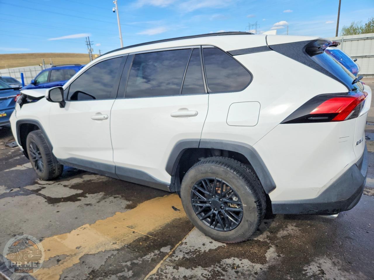 2020 TOYOTA RAV4 — фото 2