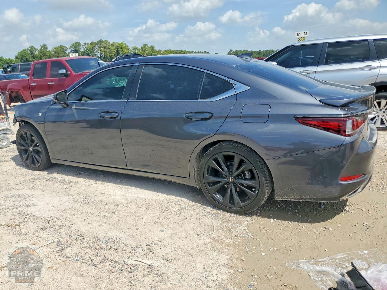 2022 LEXUS ES — фото 2