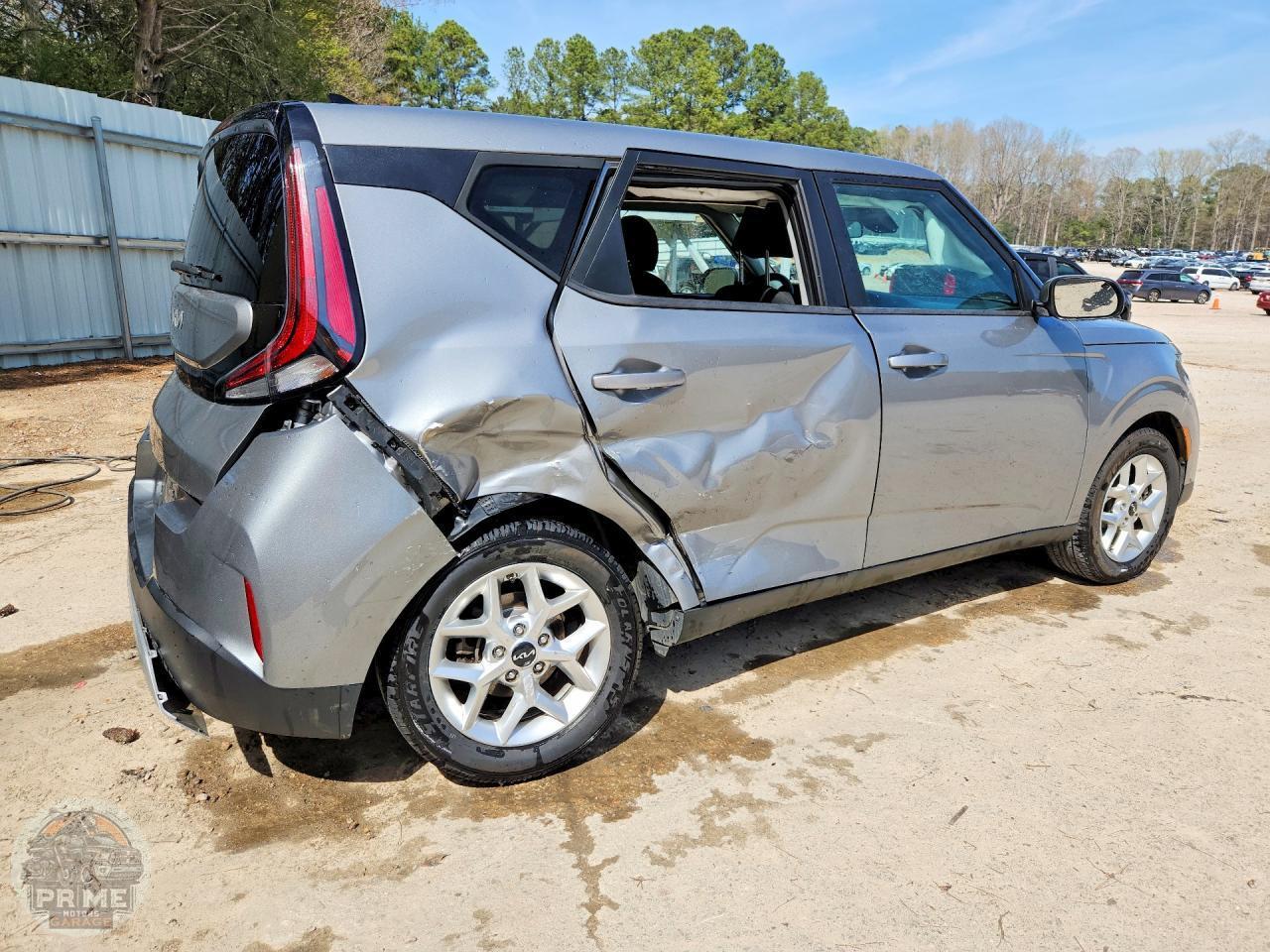 2023 KIA SOUL — фото 3