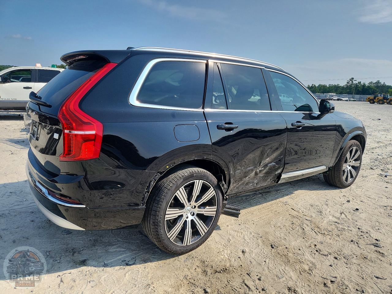2022 VOLVO XC90 — фото 3