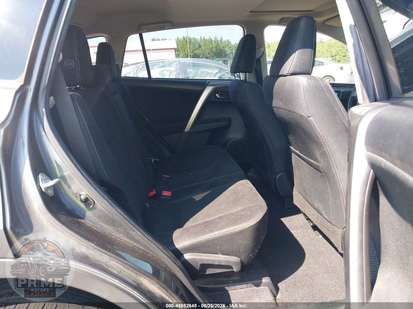 2015 TOYOTA RAV4 XLE — фото 8
