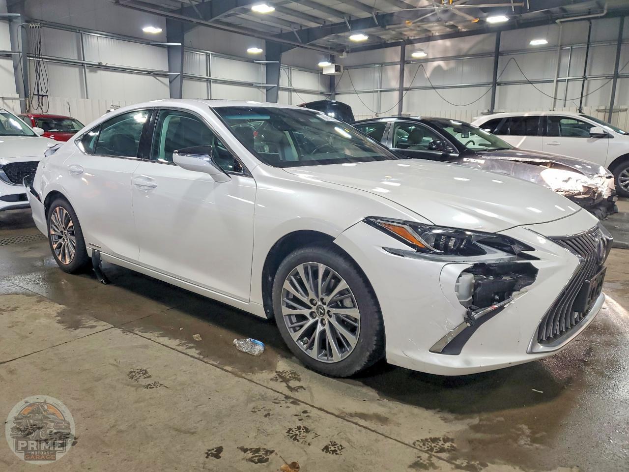 2020 LEXUS ES — фото 4