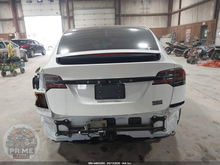 2025 TESLA MODEL X PLAID — фото 17