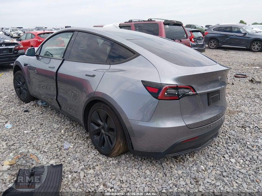 2025 TESLA MODEL Y LONG RANGE DUAL MOTOR REAR-WHEEL DRIVE — фото 3