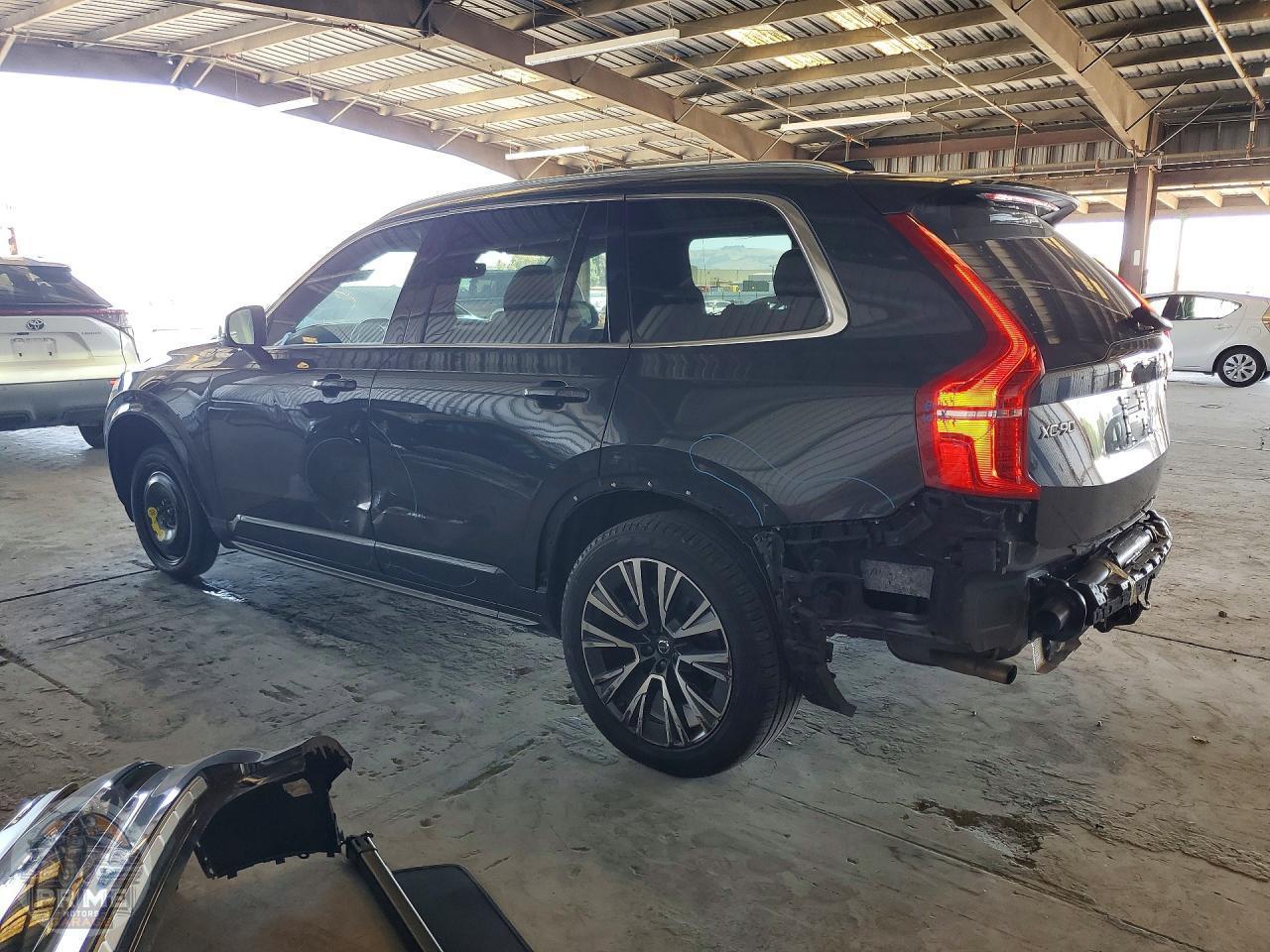2021 VOLVO XC90 — фото 2
