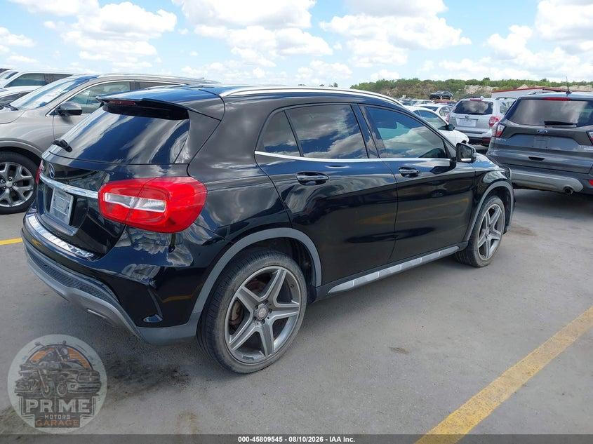 2015 MERCEDES-BENZ GLA 250 — фото 4