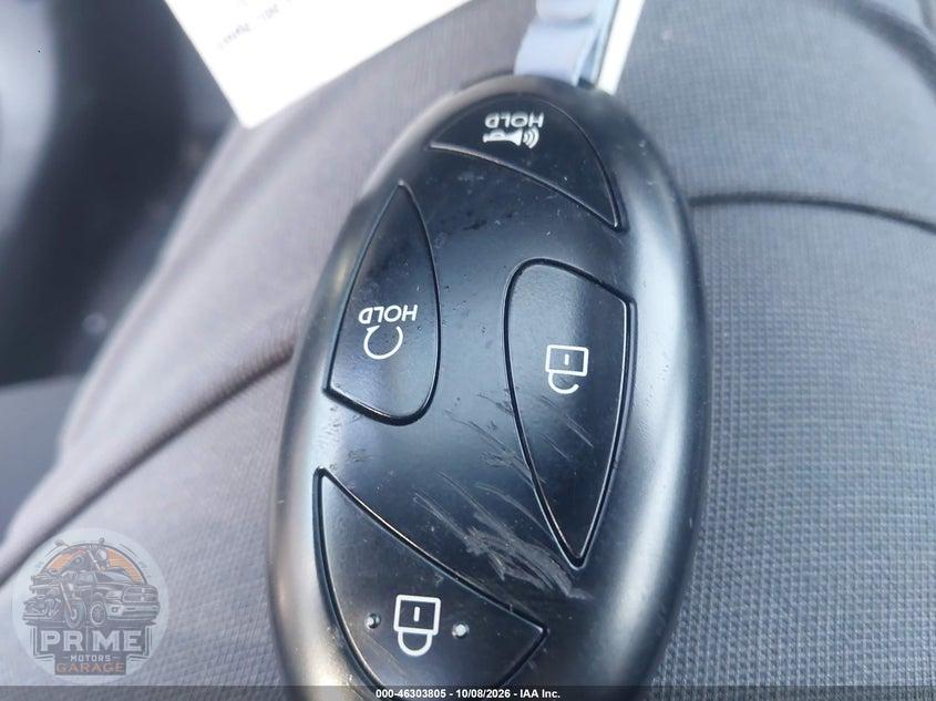 2025 HYUNDAI ELANTRA SEL CONVENIENCE — фото 11