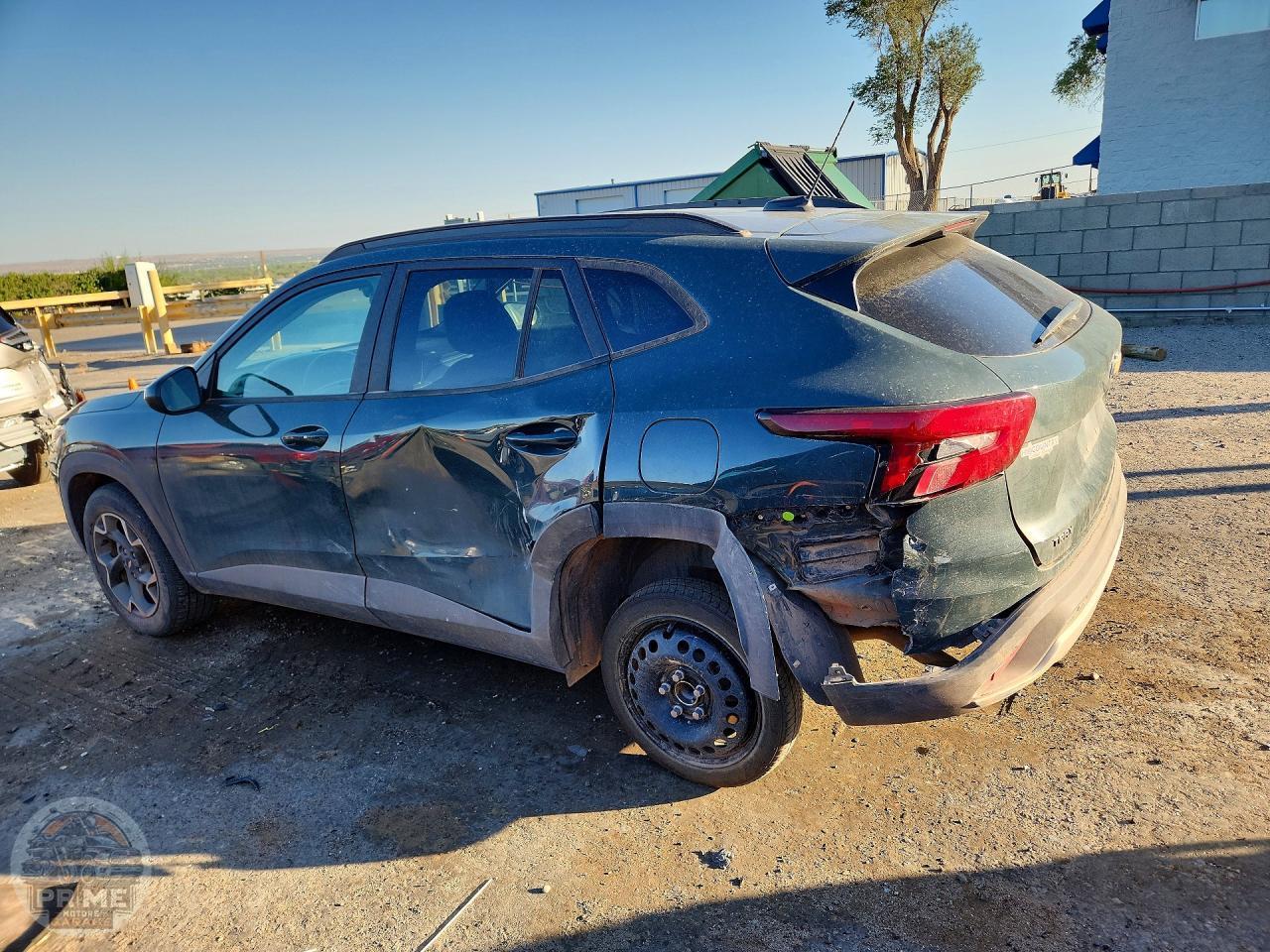 2025 CHEVROLET TRAX — фото 2