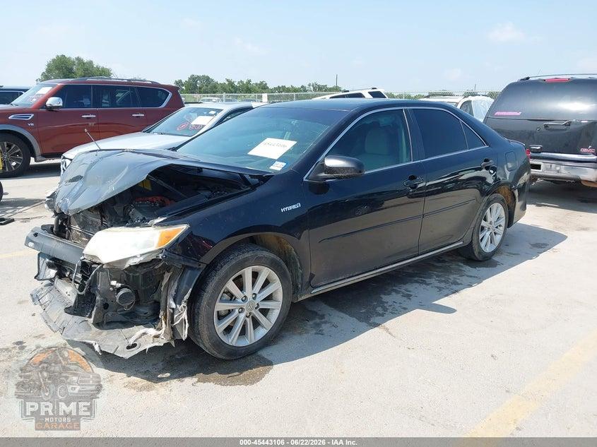 2013 TOYOTA CAMRY HYBRID LE/XLE — фото 2