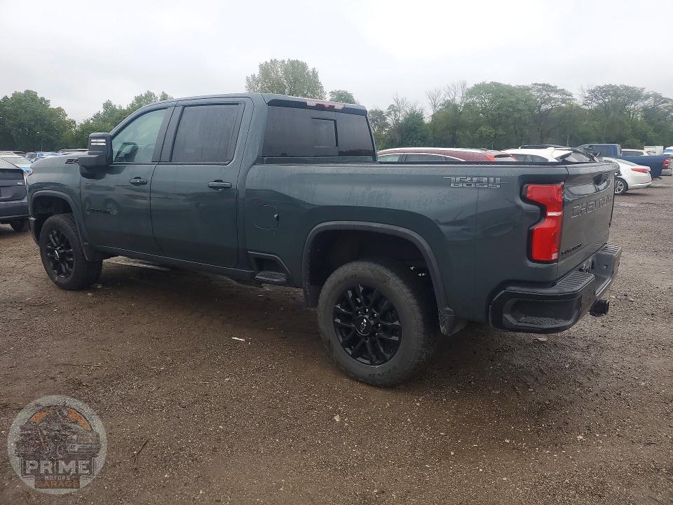 2025 CHEVROLET SILVERADO — фото 2
