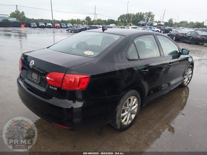 2011 VOLKSWAGEN JETTA 2.5L SE — фото 4