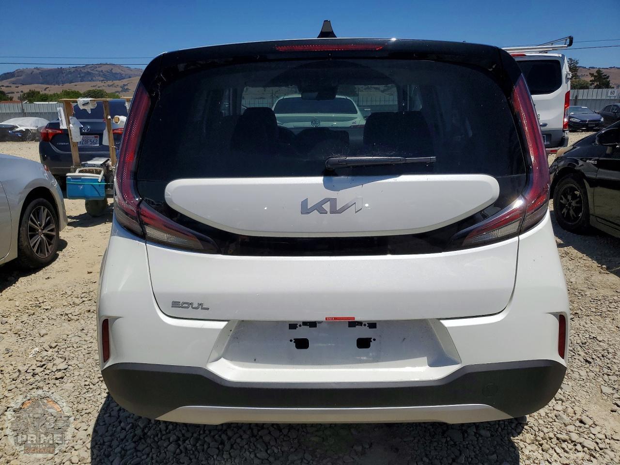 2025 KIA SOUL — фото 6