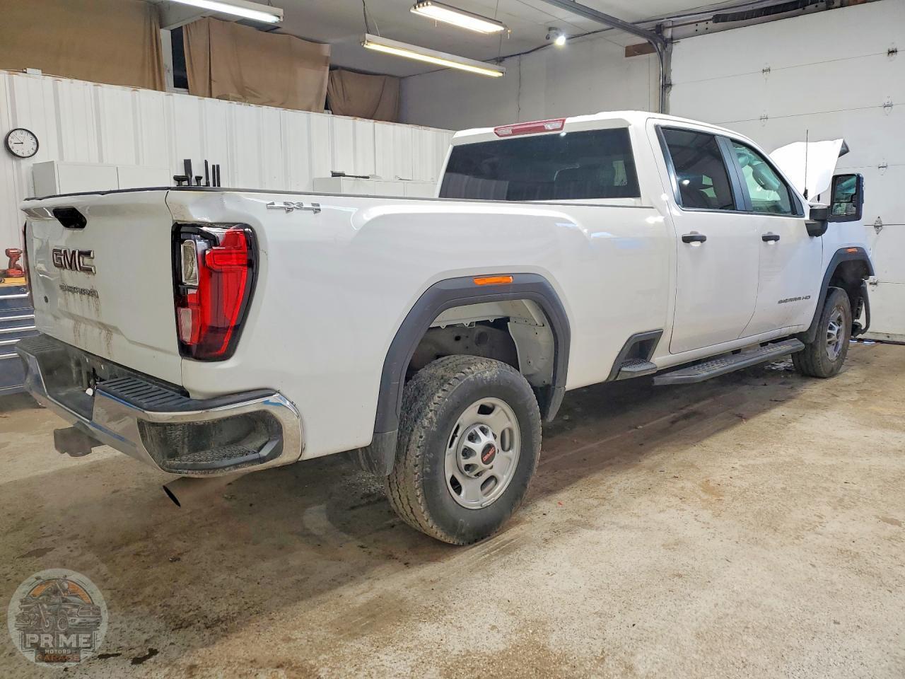 2024 GMC SIERRA — фото 3