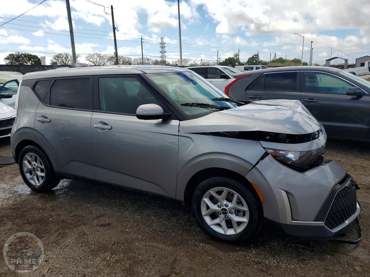 2025 KIA SOUL — фото 4