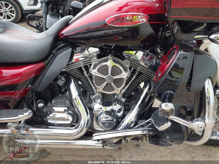 2011 HARLEY-DAVIDSON FLTRUSE (CVO ROAD GLIDE ULTRA) — фото 8