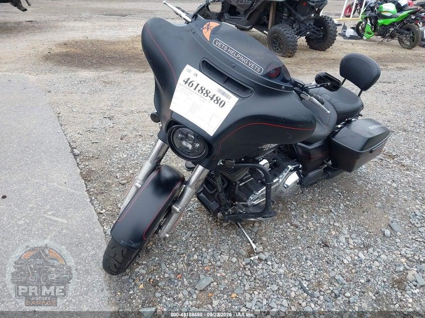 2015 HARLEY-DAVIDSON FLHXS (STREET GLIDE SPECIAL) STREET GLIDE SPECIAL — фото 2