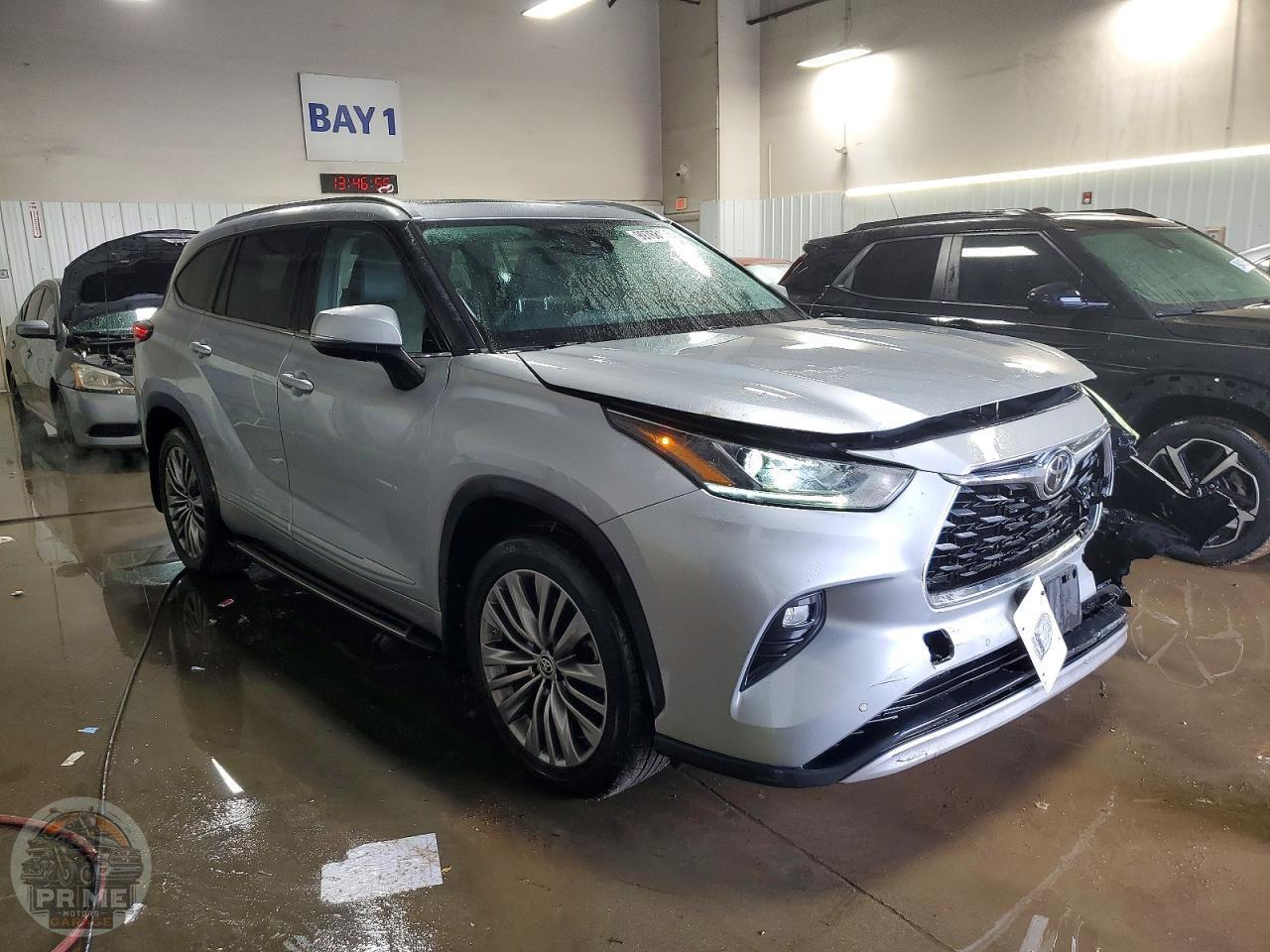 2020 TOYOTA HIGHLANDER — фото 4