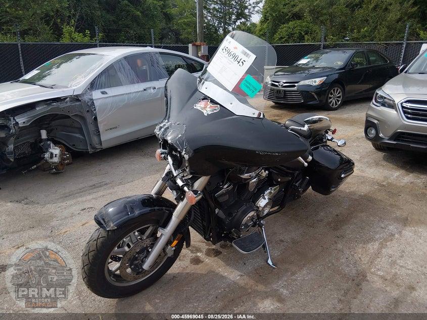 2015 YAMAHA XVS1300 CT/CTB — фото 2