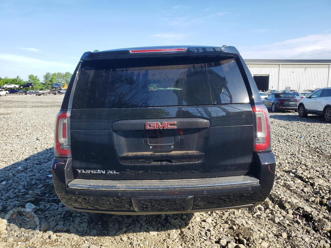 2020 GMC YUKON — фото 6