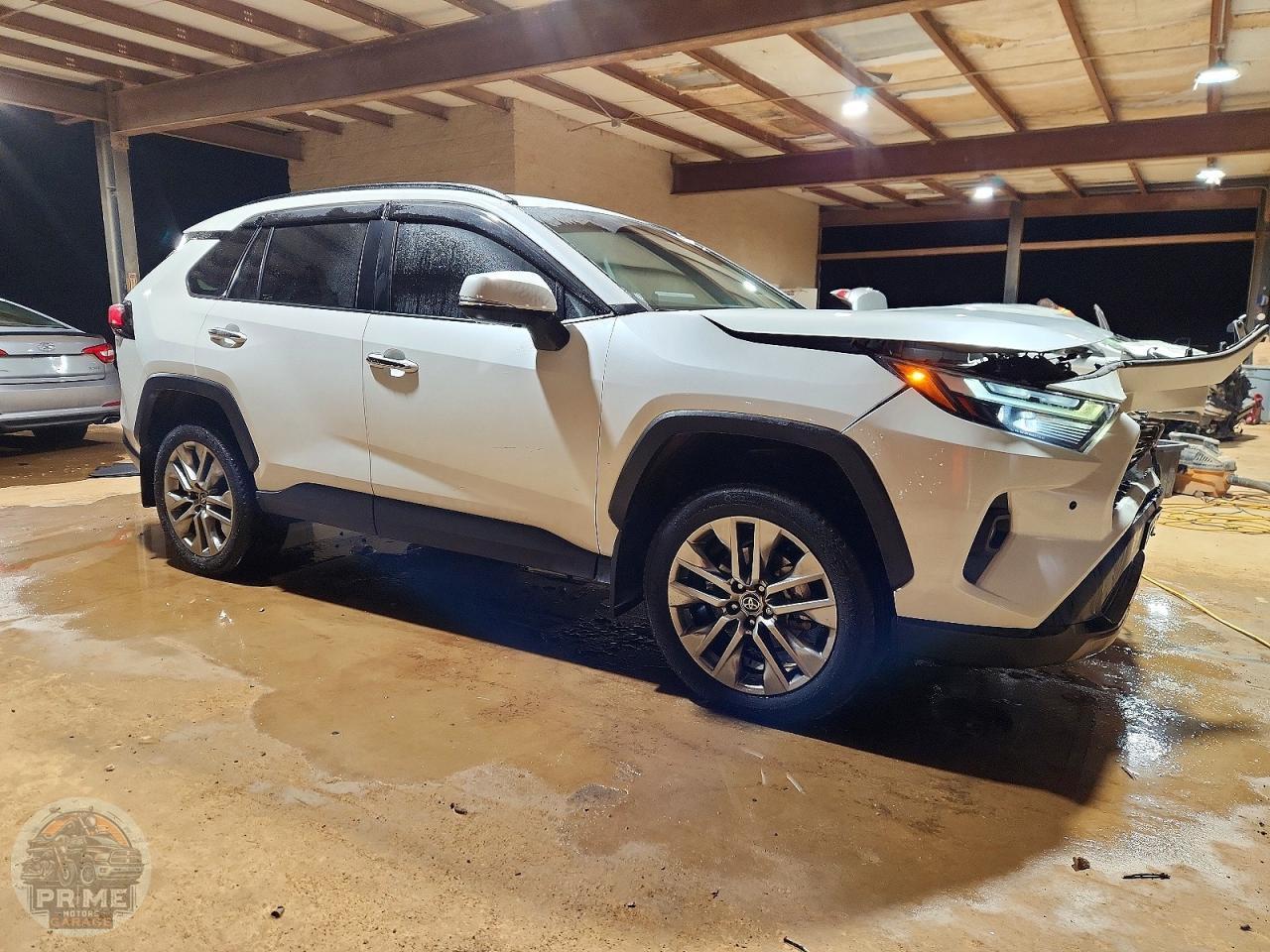 2023 TOYOTA RAV4 — фото 4