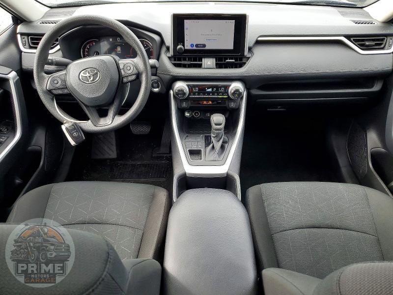 2025 TOYOTA RAV4 — фото 8