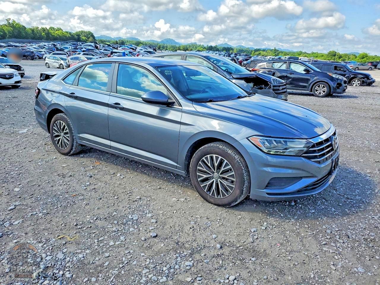 2021 VOLKSWAGEN JETTA — фото 4