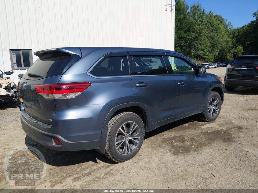 2018 TOYOTA HIGHLANDER LE — фото 4